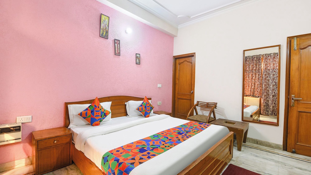 Photo of Bedroom in DLF City