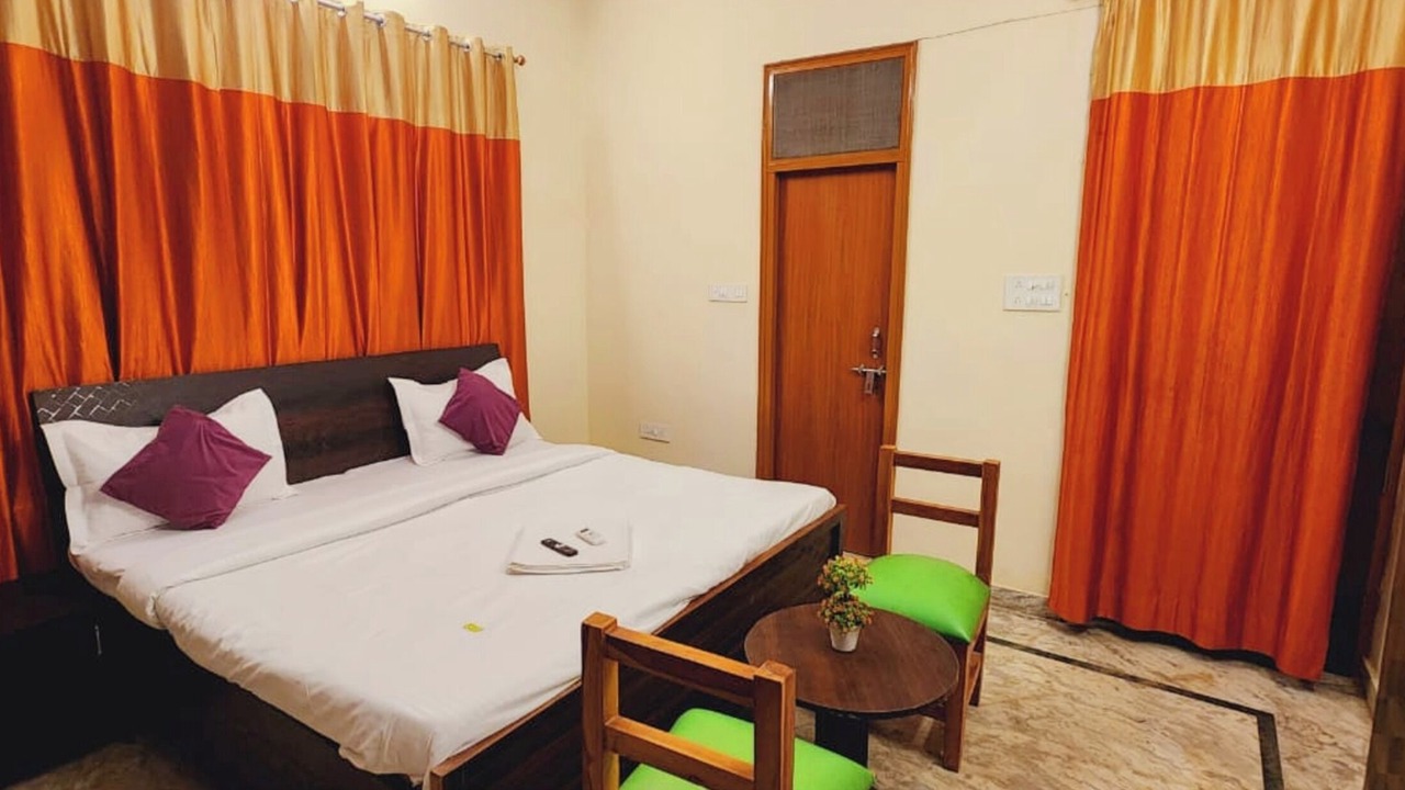 Photo of Bedroom in Gomti Nagar
