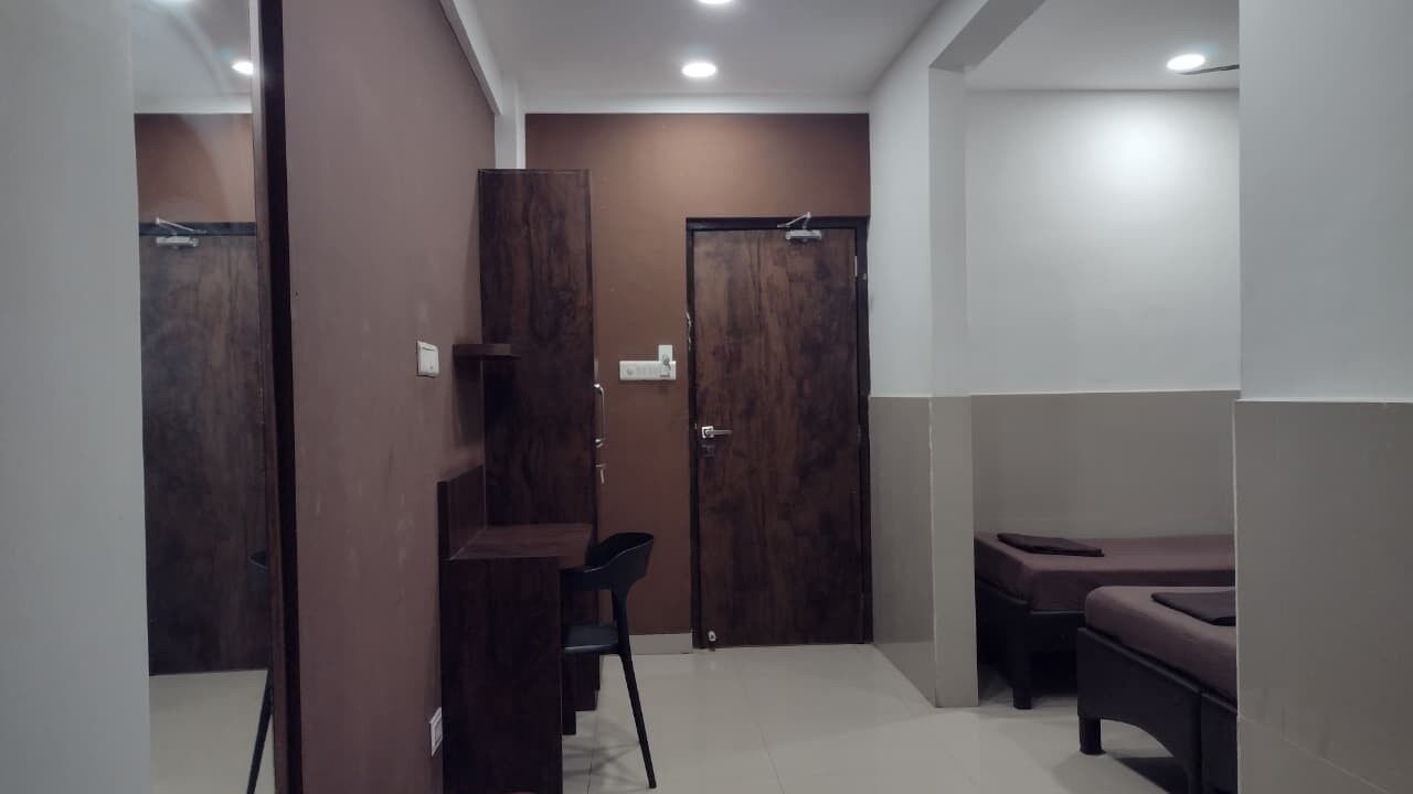 Photo of Bedroom in Dapoli