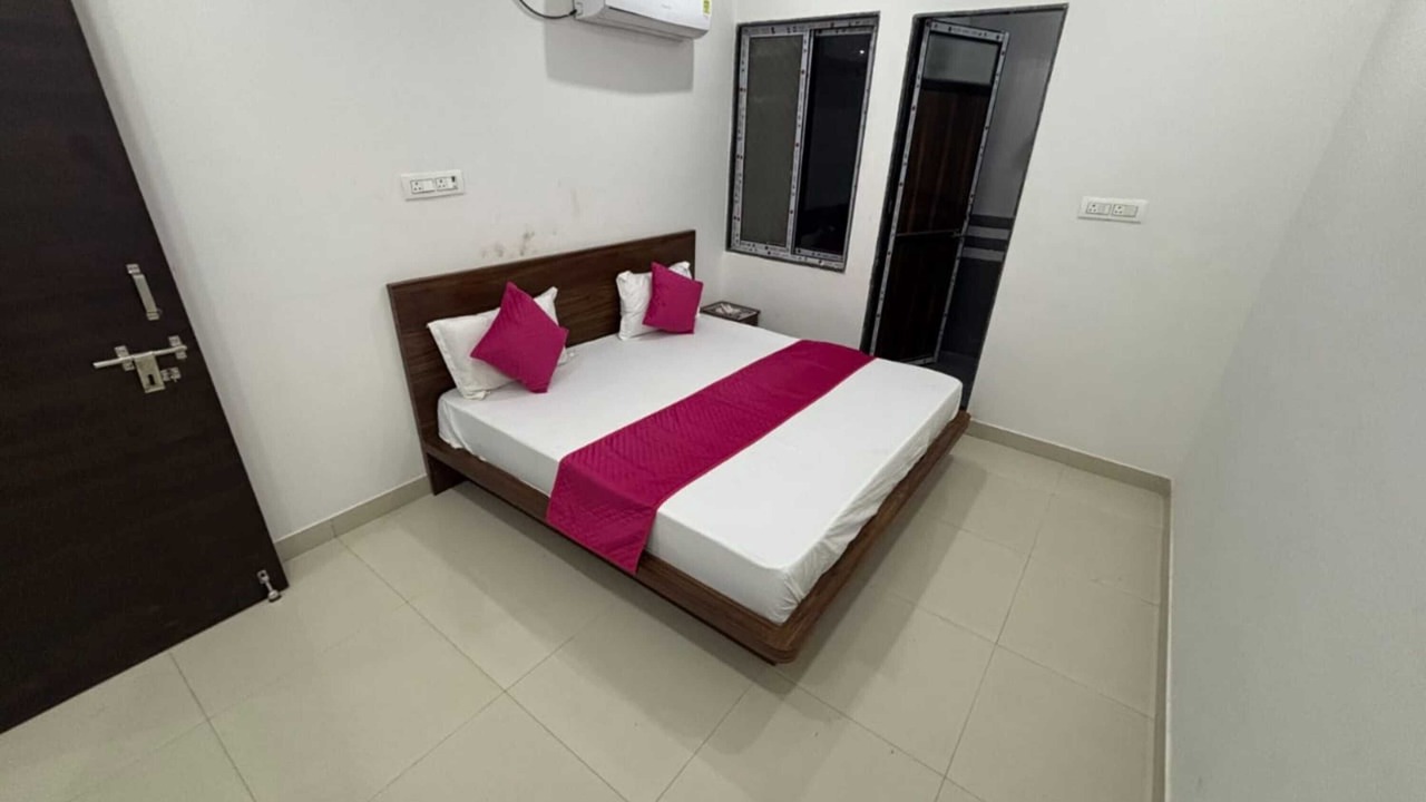 Photo of Bedroom in Khatu