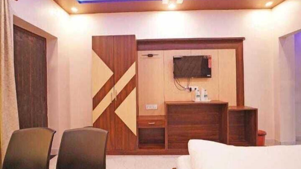 Photo of Bedroom in Mandarmani