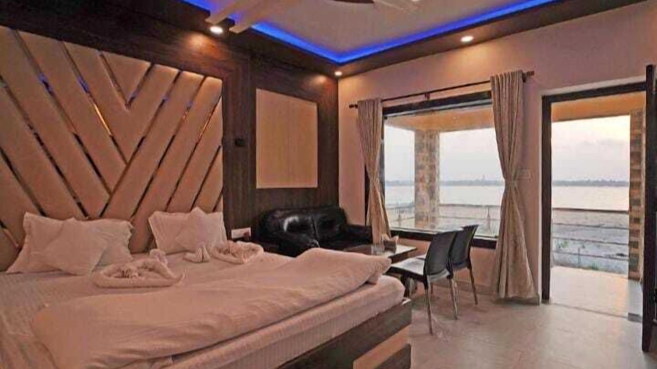Photo of Bedroom in Mandarmani