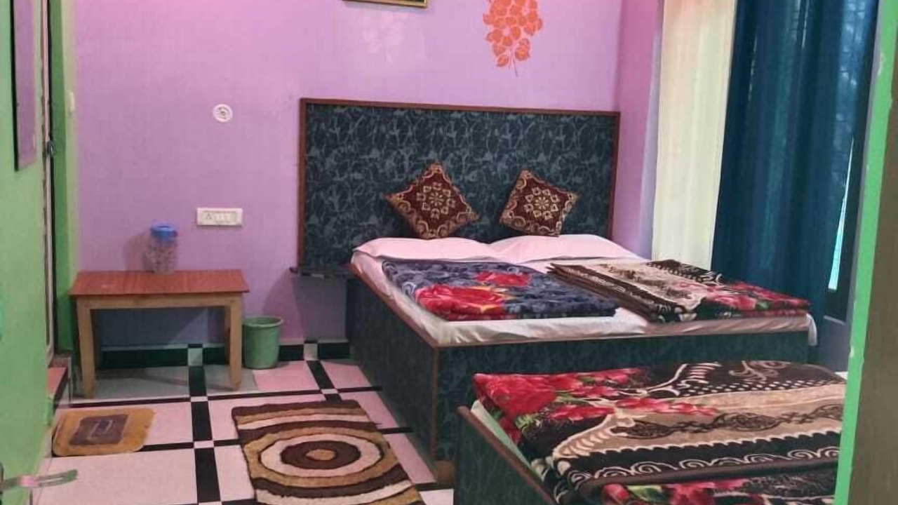 Photo of Bedroom in Rajgarhi