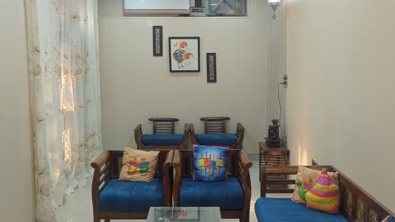 Photo of Bedroom in Taj Ganj