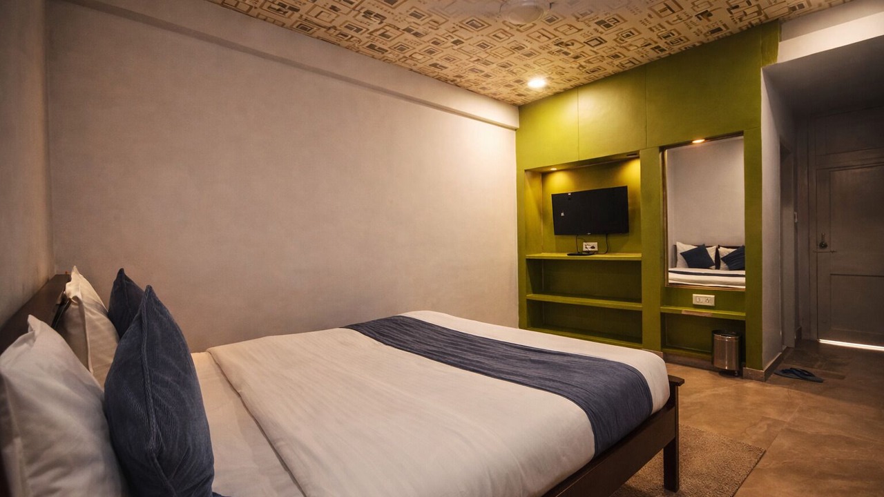 Photo of Bedroom in Mount Abu