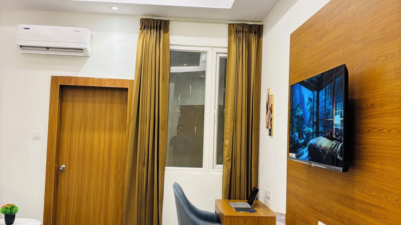 Photo of Bedroom in Gomti Nagar