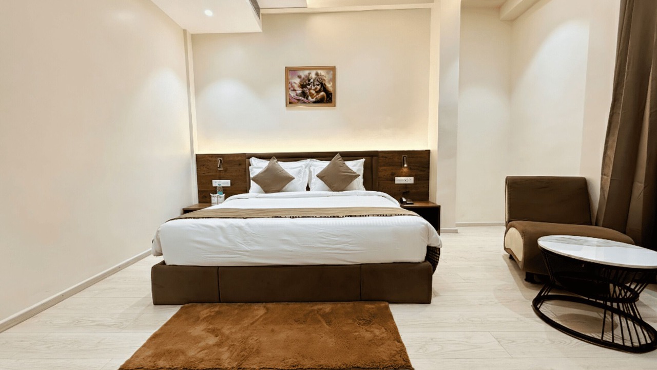 Photo of Bedroom in Khandwa