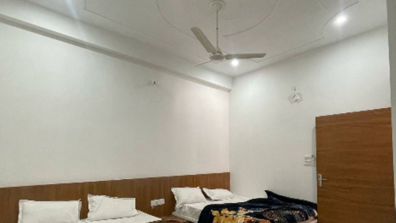 Photo of Bedroom in Khatu