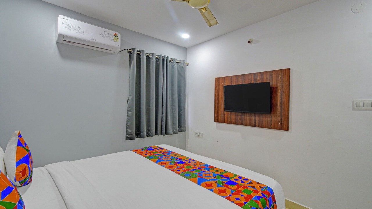Photo of Bedroom in Miyapur
