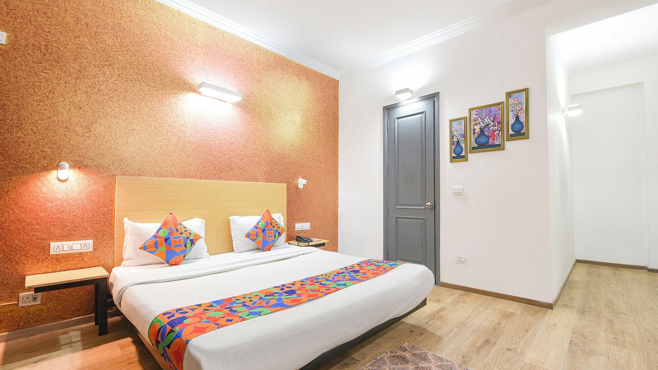 Photo of Bedroom in DLF City