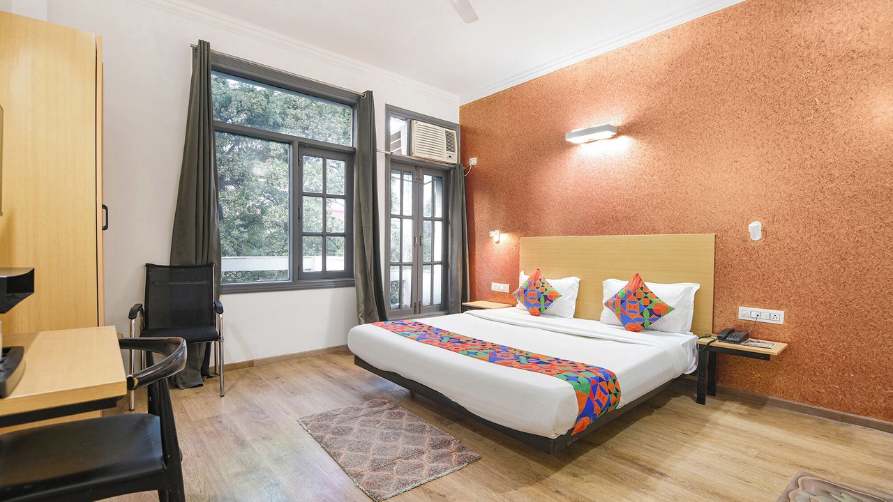 Photo of Bedroom in DLF City