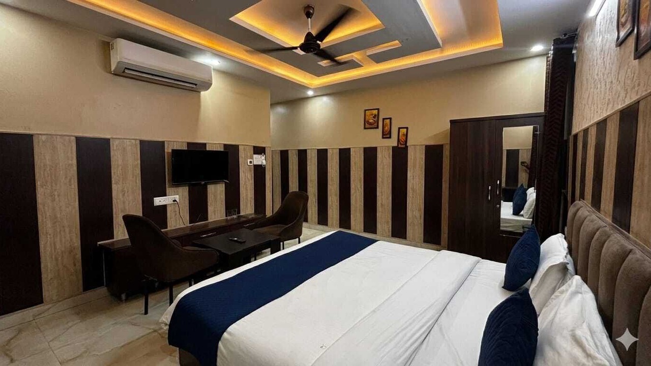 Photo of Bedroom in Lucknow