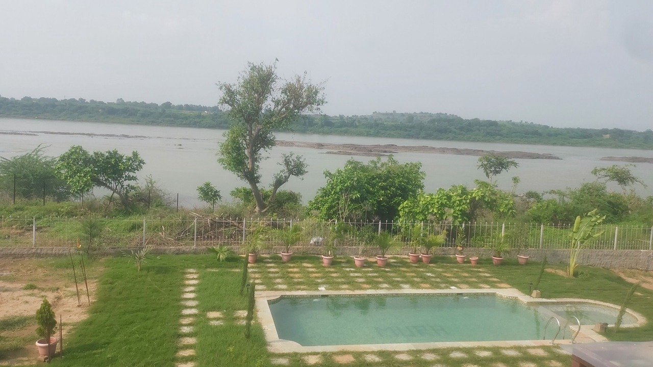 Photo of Outdoor in Kasrawad