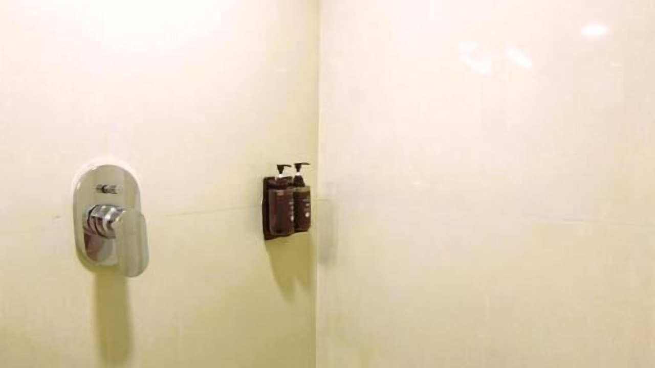 Photo of Bathroom in Pink City