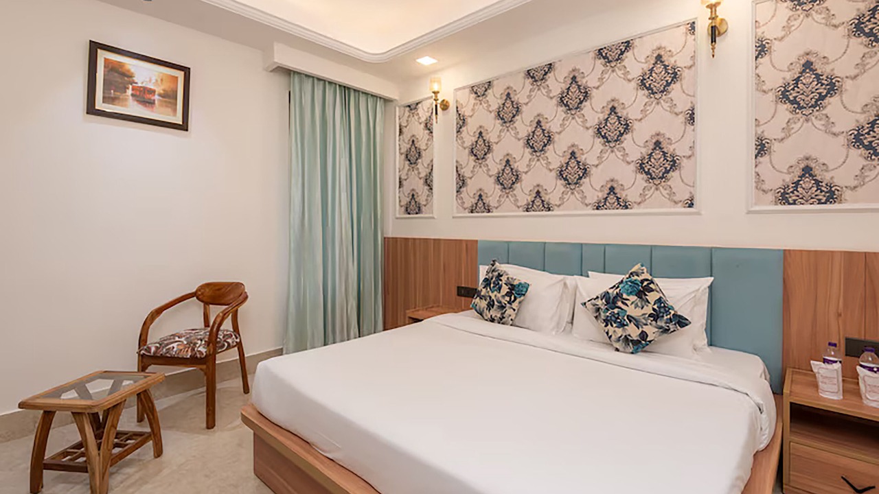 Photo of Bedroom in DLF Phase 5