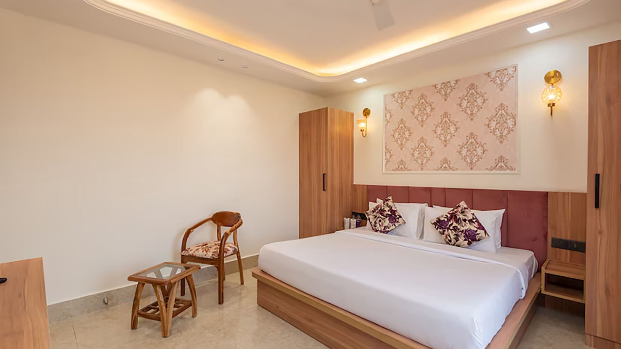 Photo of Bedroom in DLF Phase 5