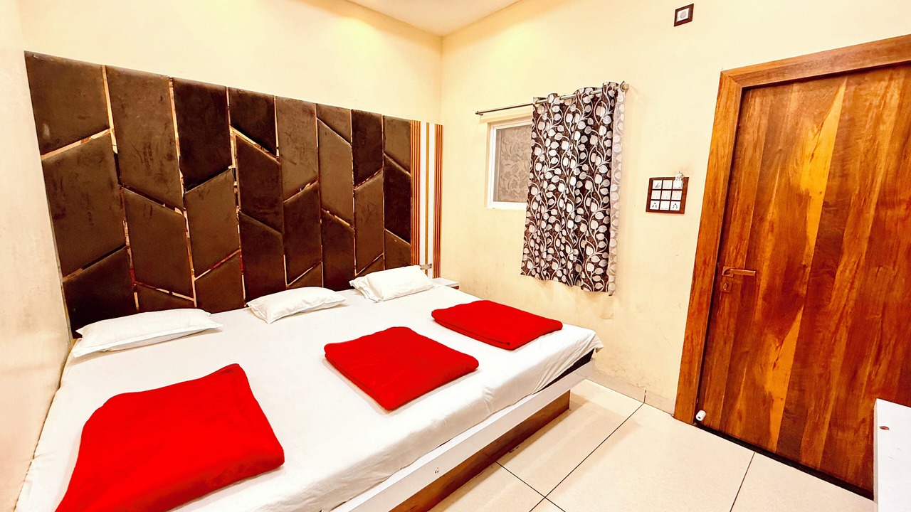 Photo of Bedroom in Ujjain