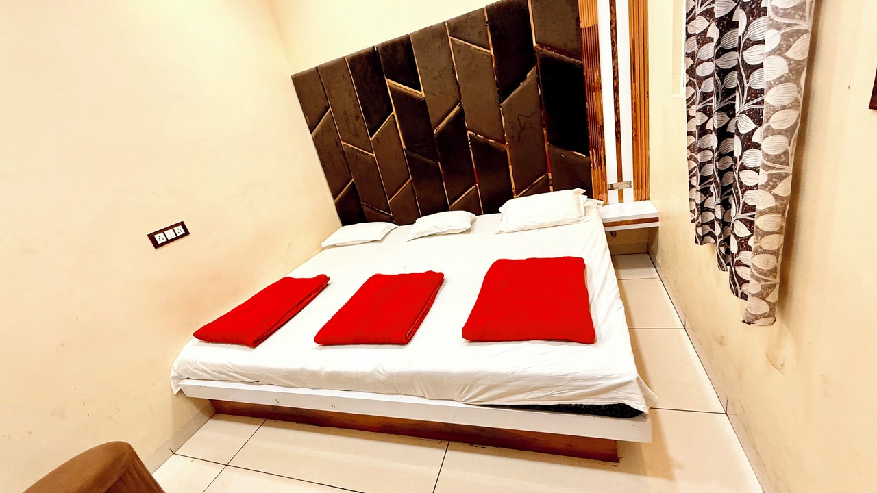Photo of Bedroom in Ujjain