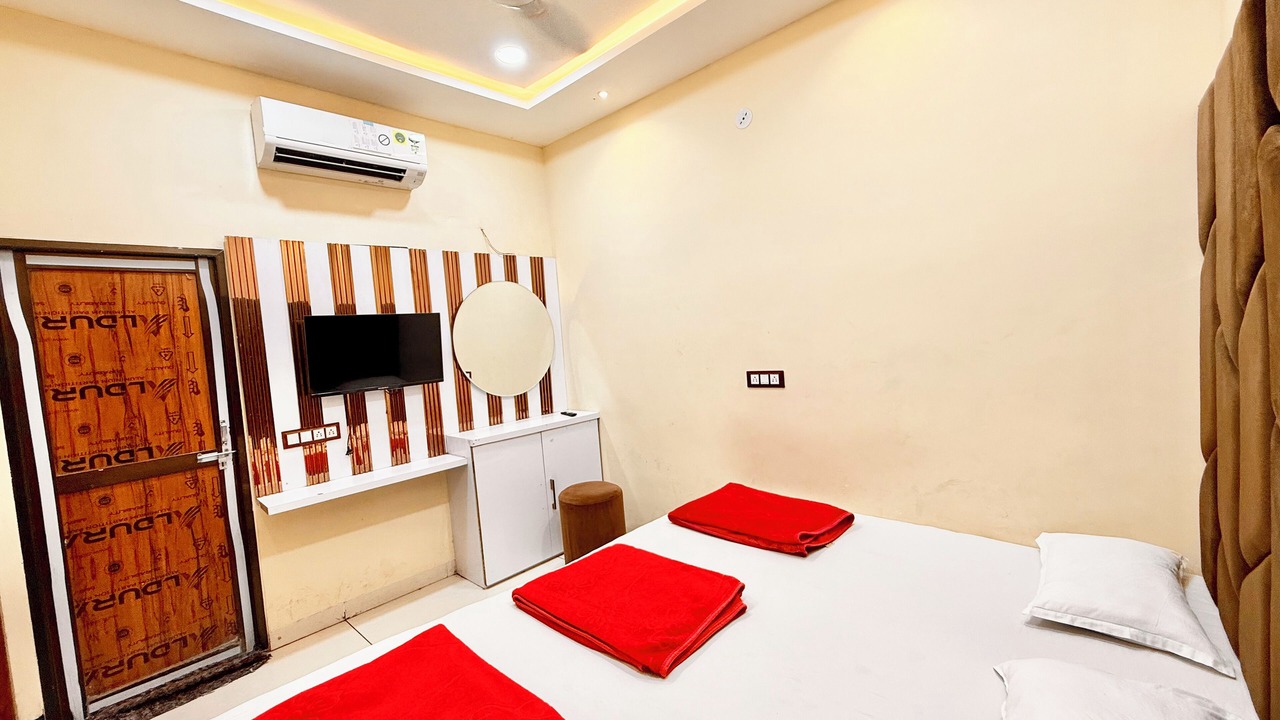 Photo of Bedroom in Ujjain