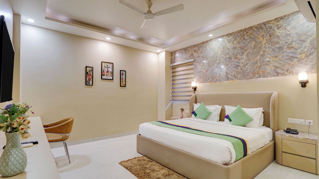 Photo of Bedroom in Sector 51