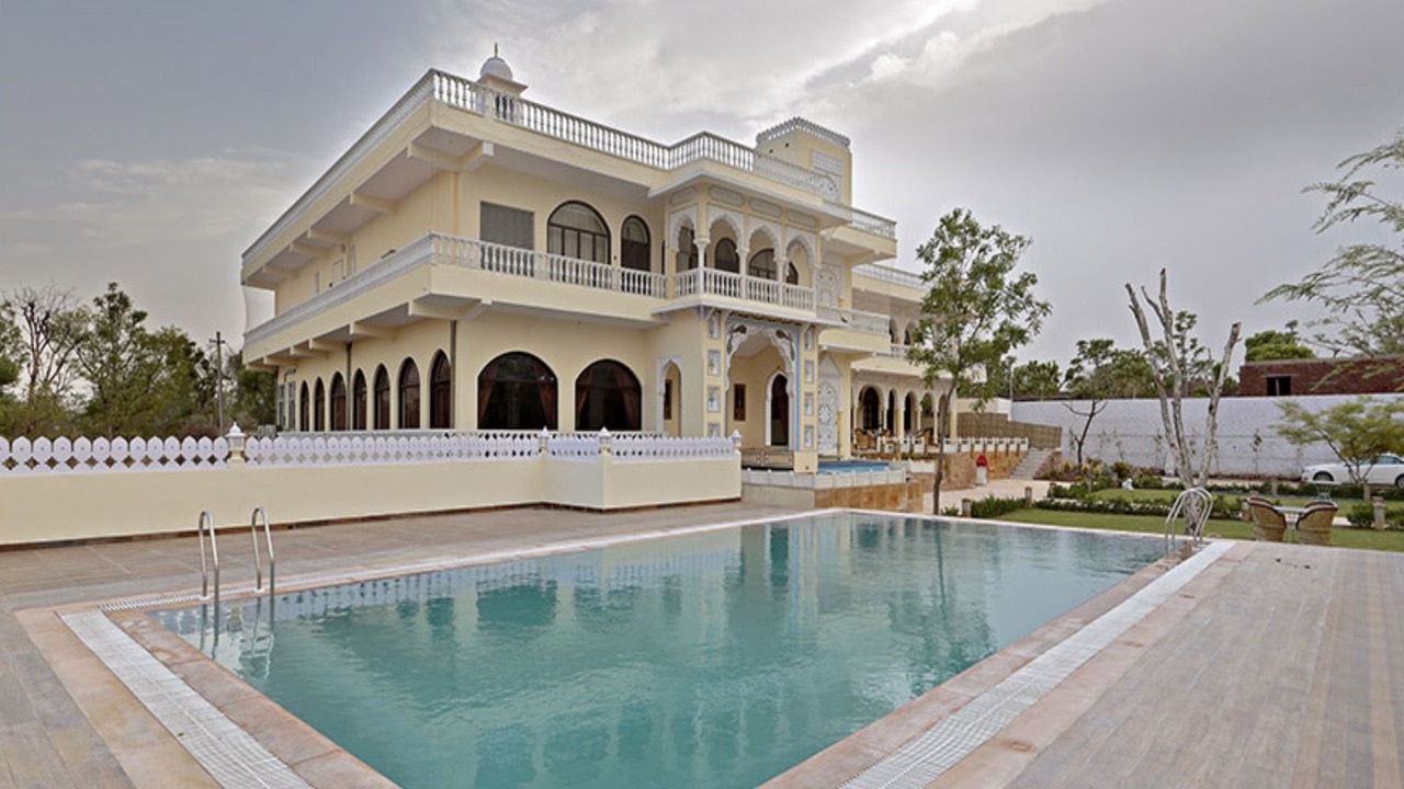 Photo of Outdoor in Amer