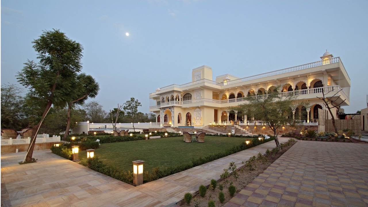 Photo of Outdoor in Amer