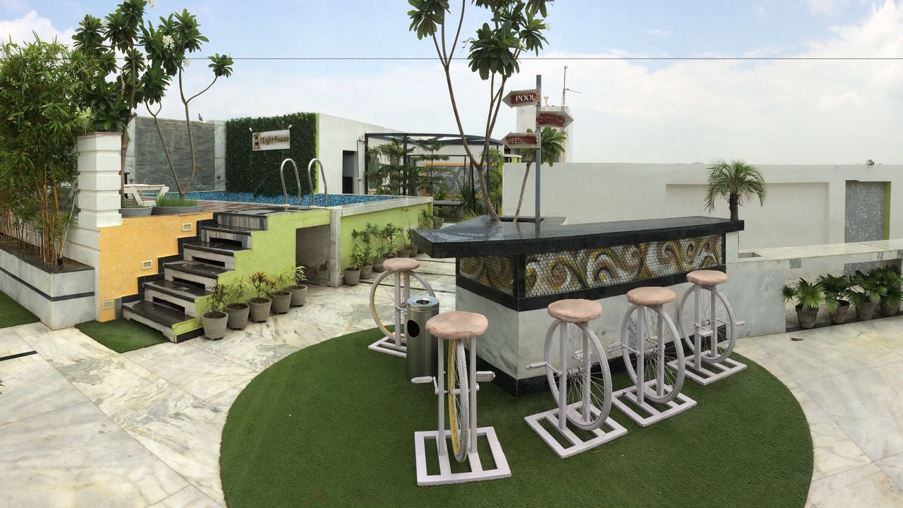 Photo of Patio Balcony in Taj Ganj
