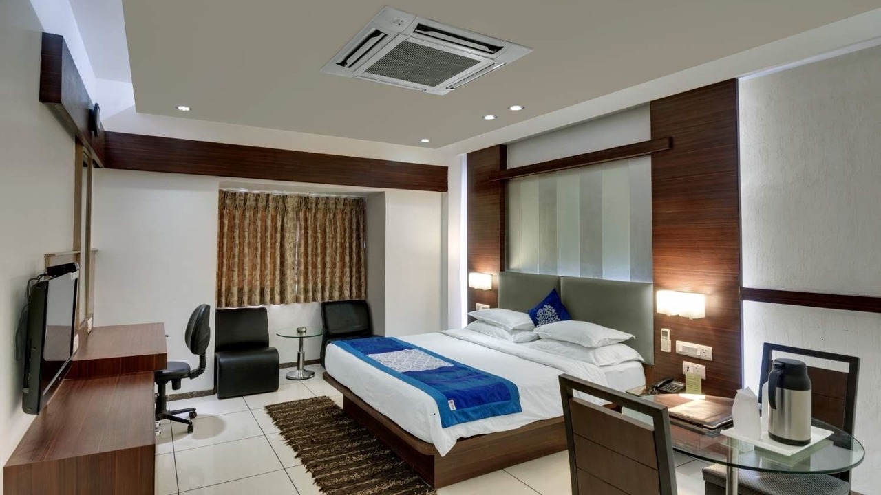 Photo of Bedroom in Changodar
