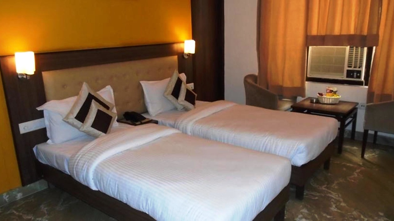 Photo of Bedroom in Karol Bagh
