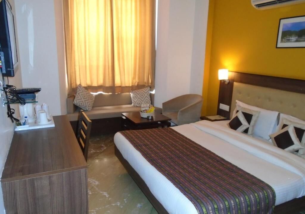 Photo of Bedroom in Karol Bagh