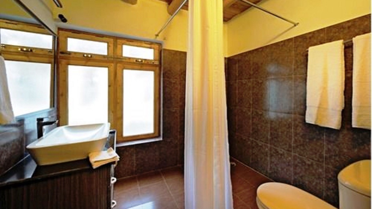 Photo of Bathroom in Leh