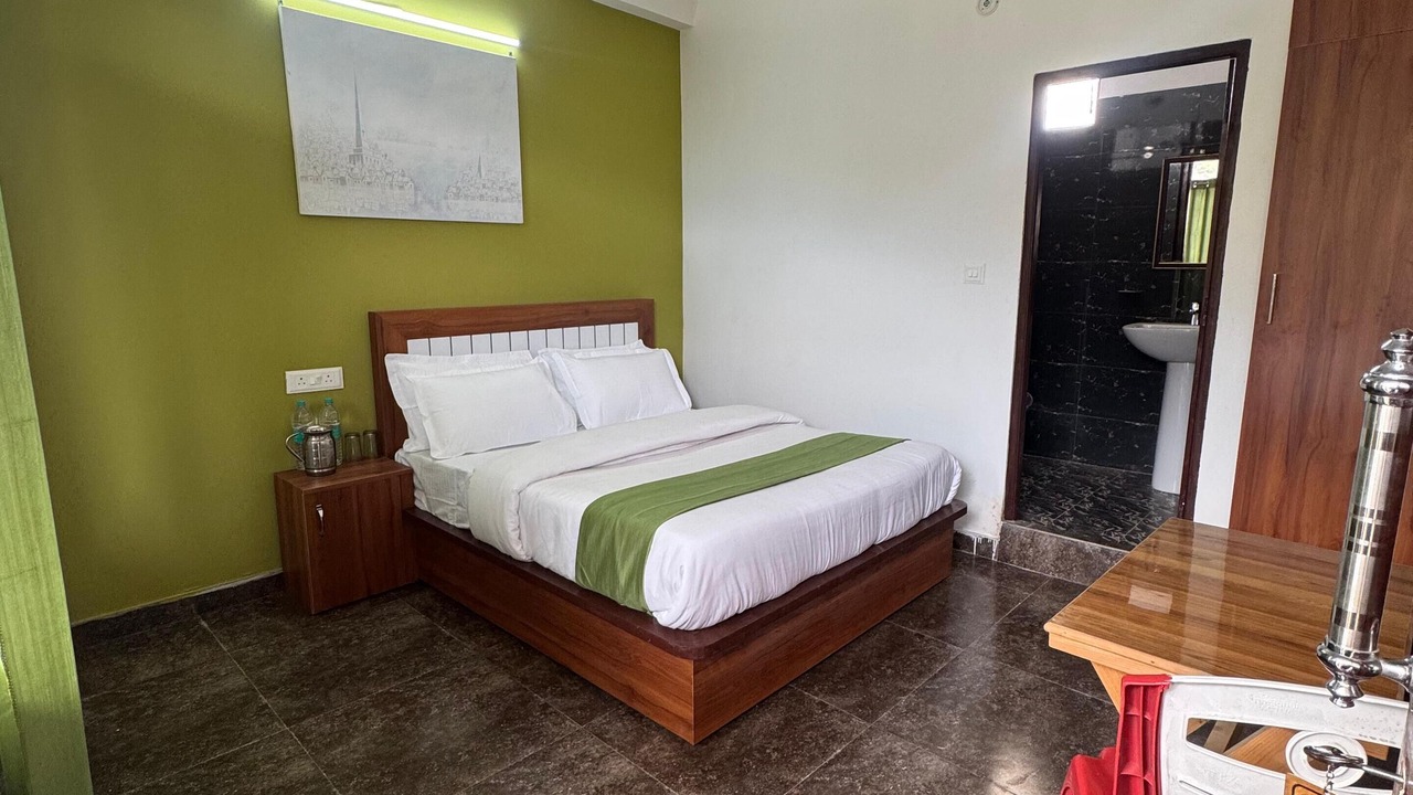 Photo of Bedroom in Rajgarhi