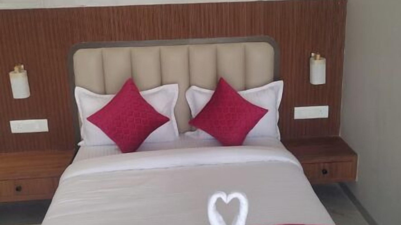 Photo of Bedroom in Mathura