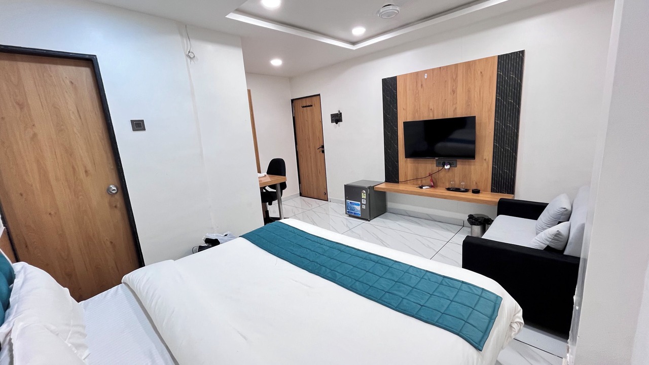Photo of Bedroom in Waghoriya