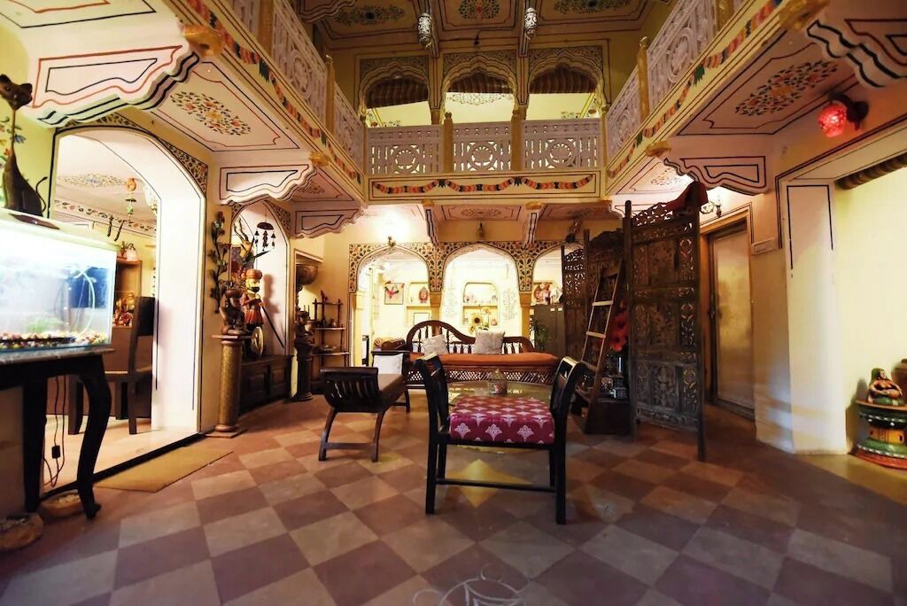 Photo of Livingroom in Pink City