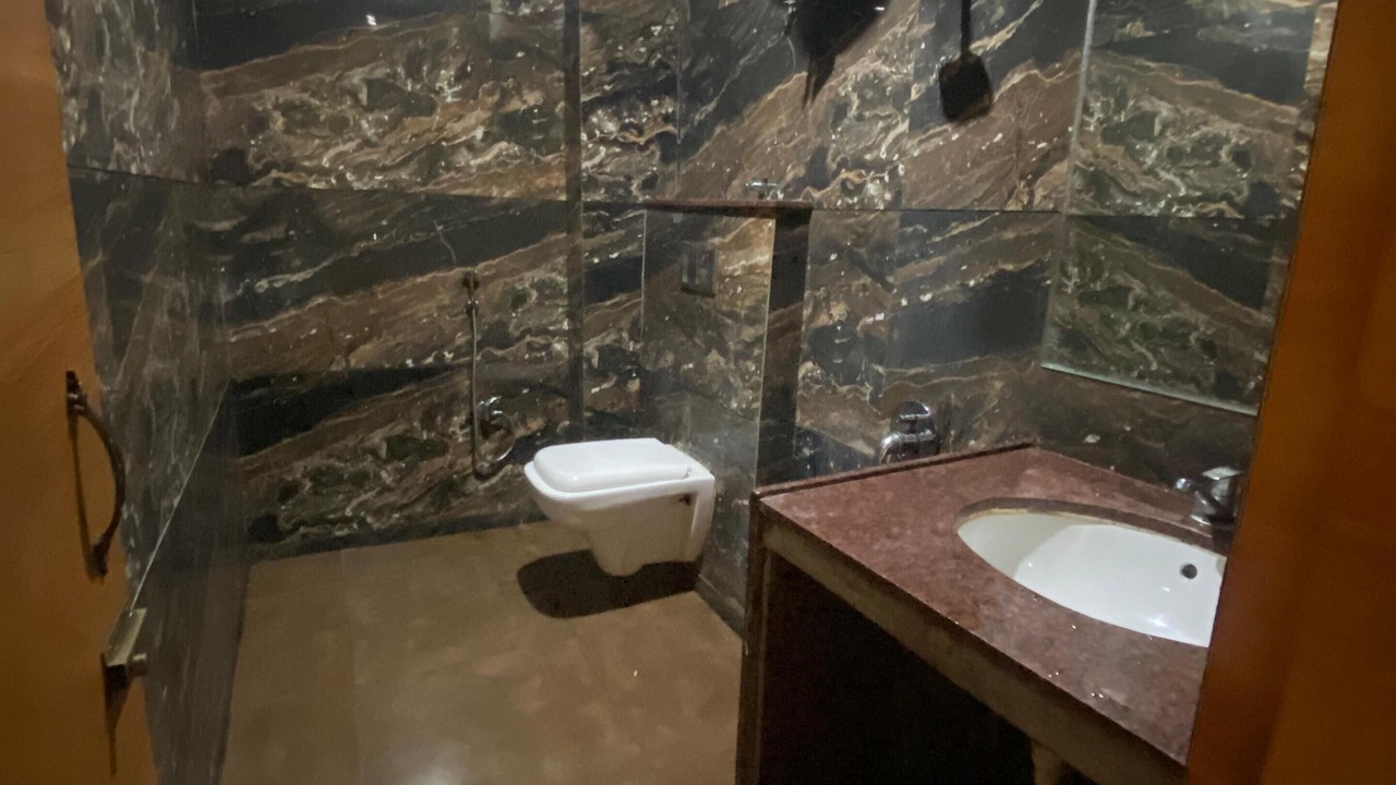 Photo of Bathroom in Rau