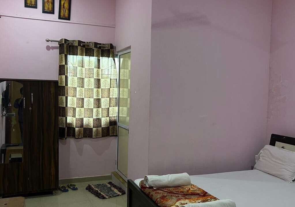 Photo of Bedroom in Rajpipla