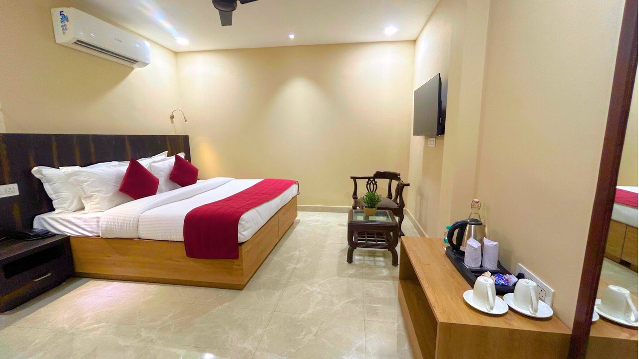 Photo of Bedroom in Kalkaji