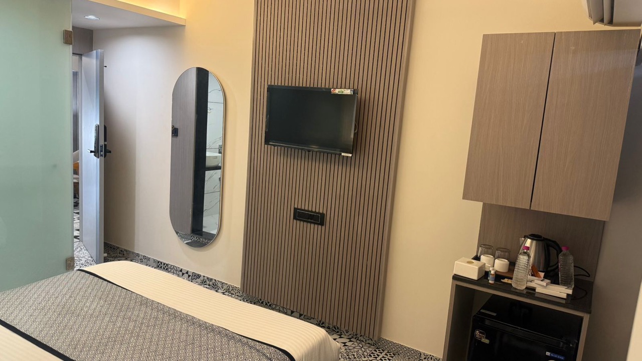 Photo of Bedroom in Thaltej