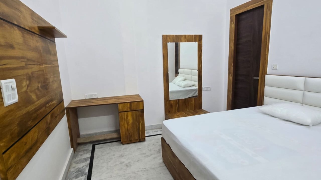 Photo of Bedroom in Meerut