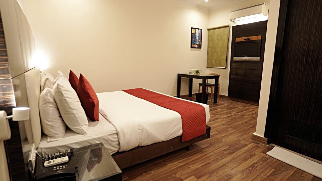 Photo of Bedroom in Sector 14