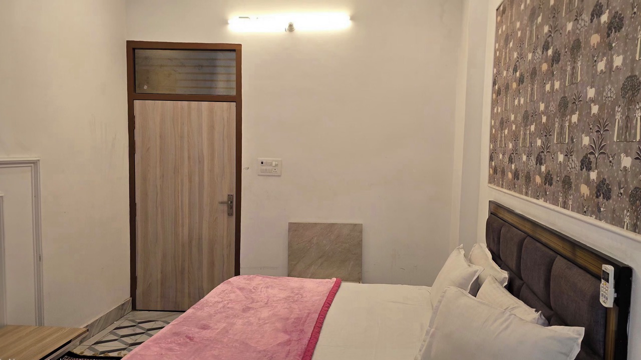 Photo of Bedroom in Mathura