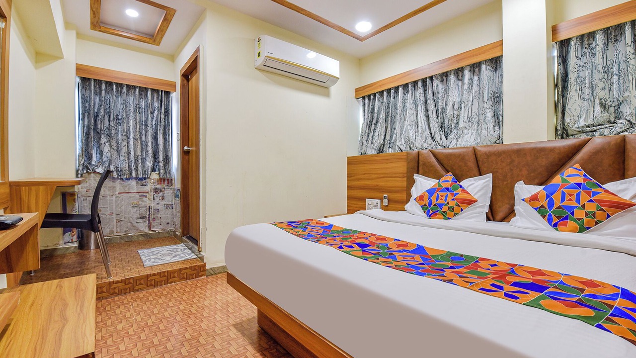 Photo of Bedroom in Navrangpura