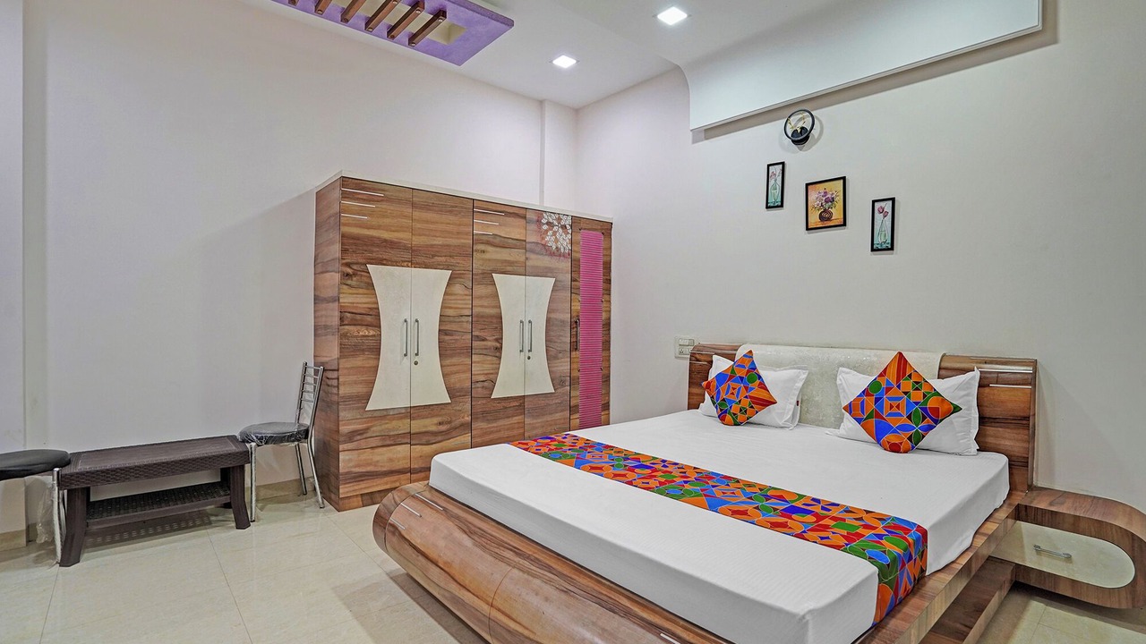 Photo of Bedroom in Alandi