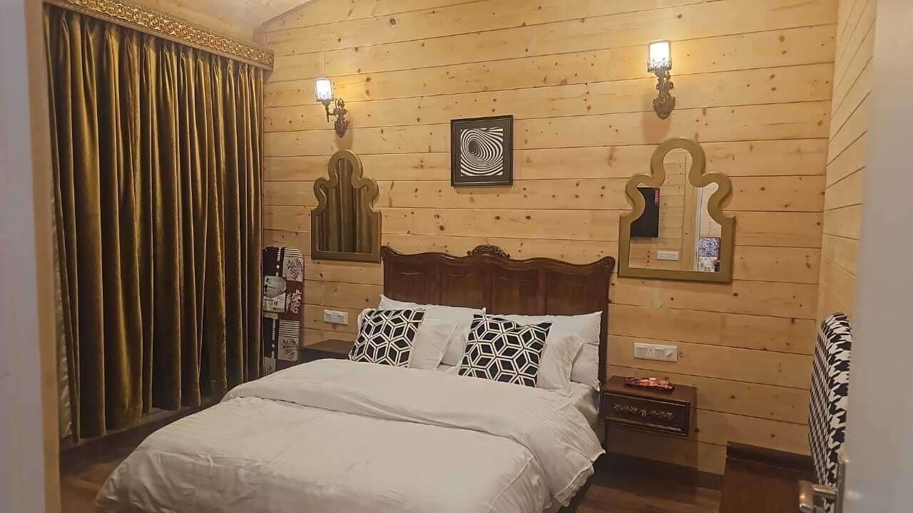 Photo of Bedroom in Badrinath