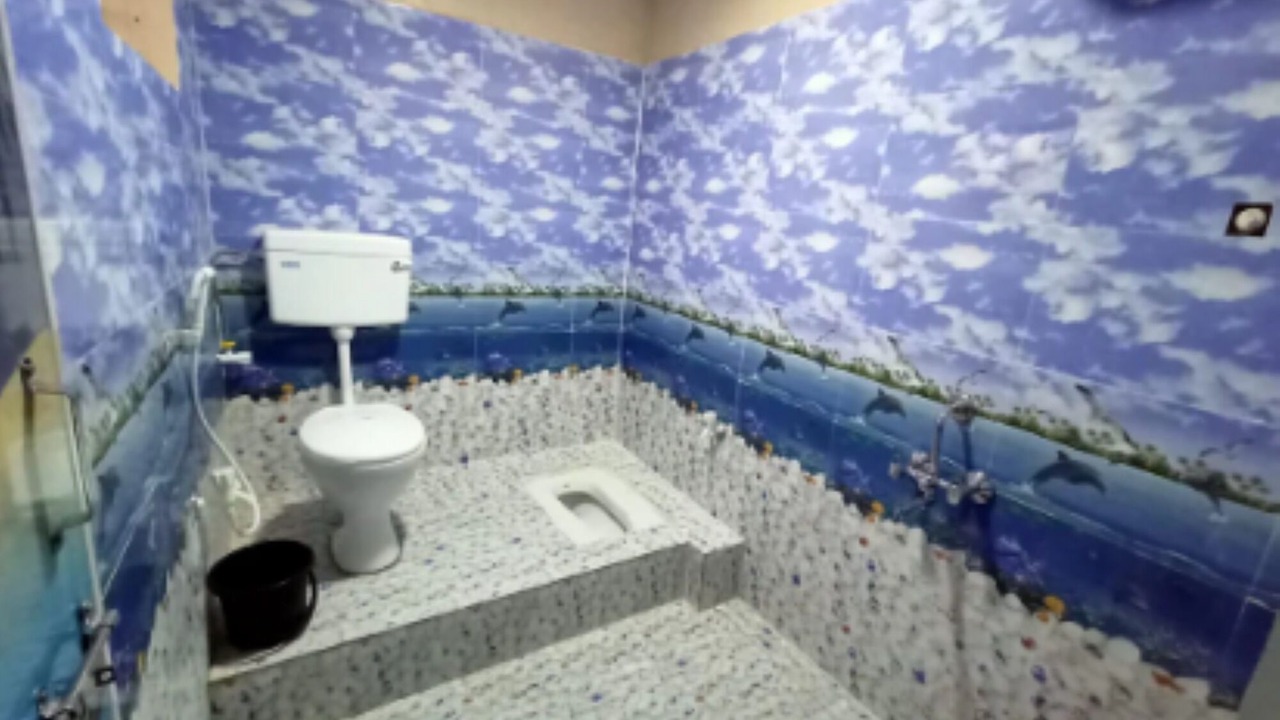Photo of Bathroom in Akalkot