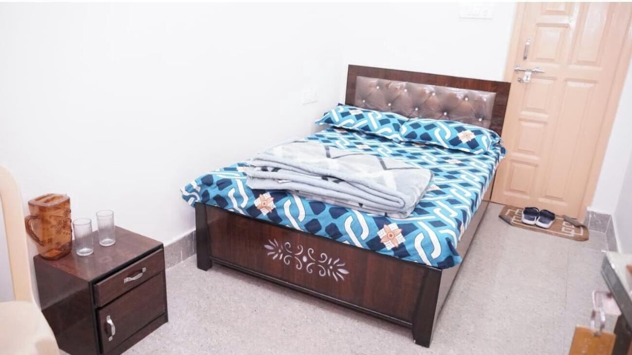 Photo of Bedroom in Rajgarhi
