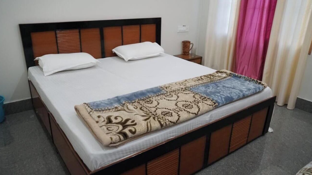 Photo of Bedroom in Rajgarhi