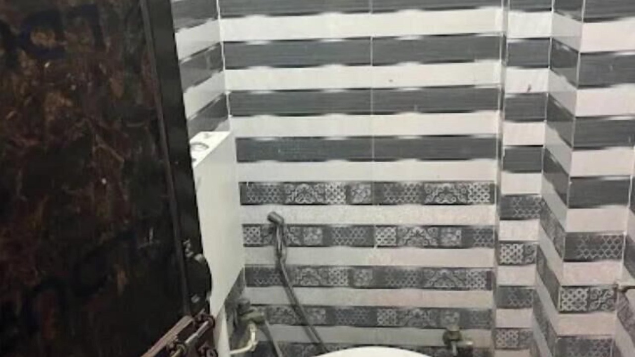 Photo of Bathroom in Varanasi