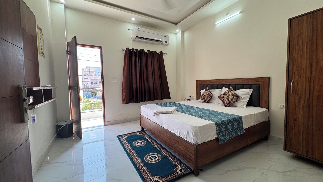 Photo of Patio Balcony in Vrindavan